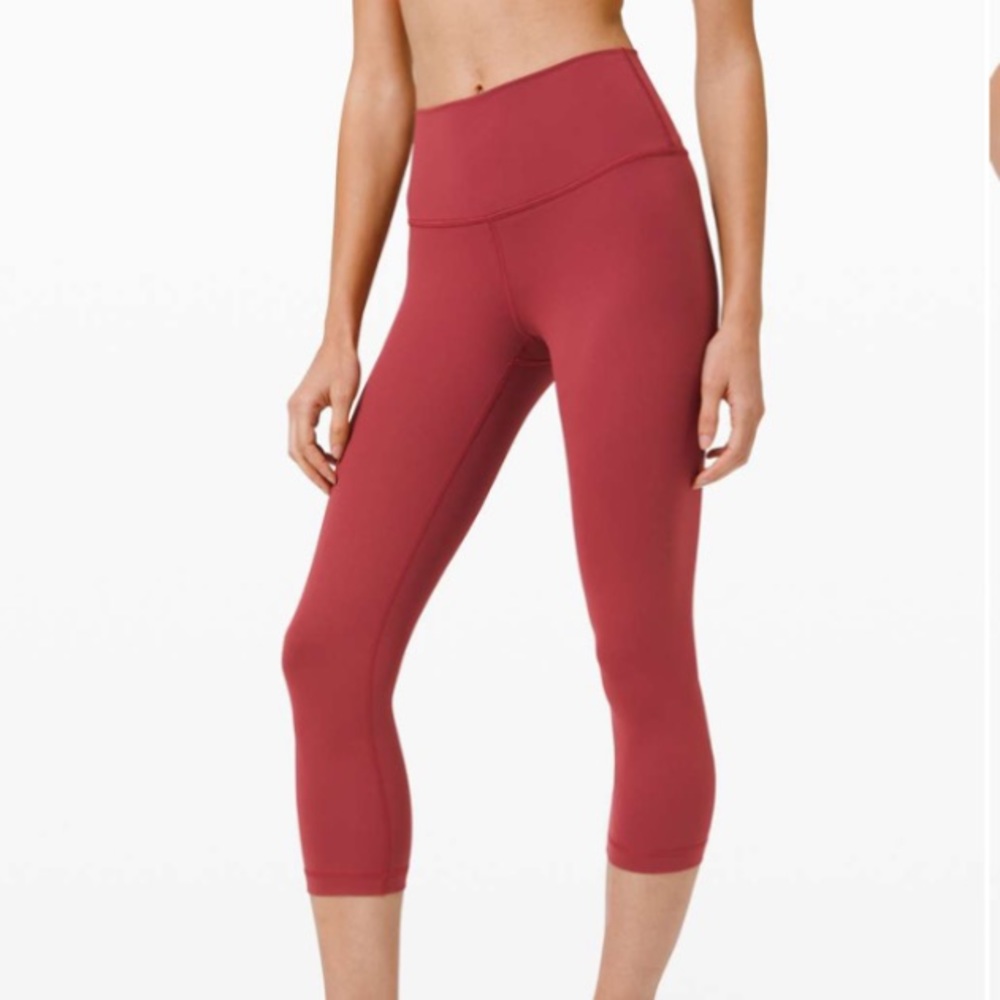 NWT Lululemon Wunder Under HR crop 21”